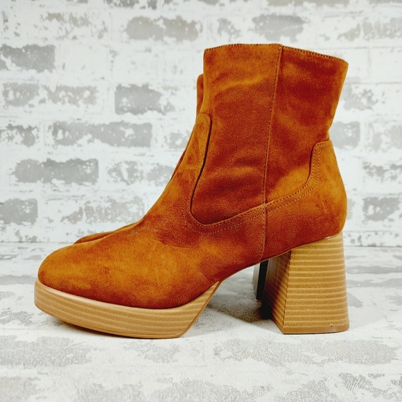 New Keyla Platform Brown Faux Suede Chunky Bootie A515 - Picture 1 of 15